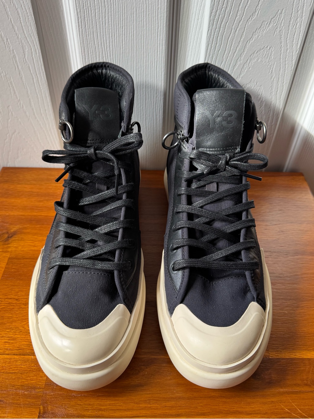 Y-3 Ajatu Court High Top Sneaker